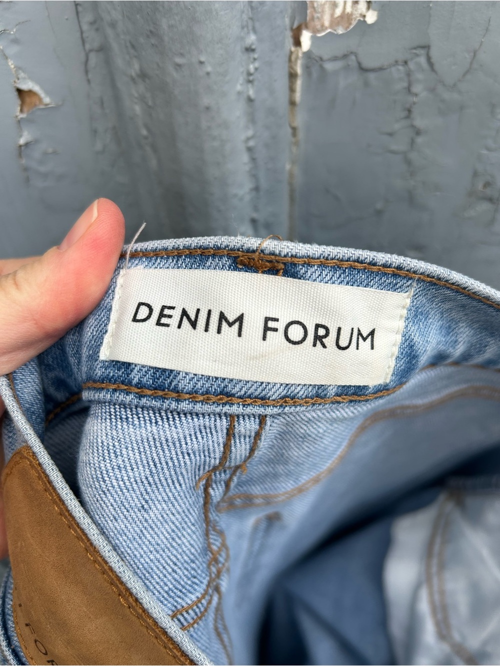 Denim Forum Arlo High Rise Straight, size 30 - Picture 10 of 13